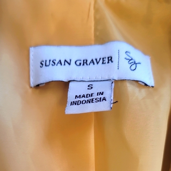 Susan Graver Tan and White Blazer with Abstract Pattern - Picture 2 of 6